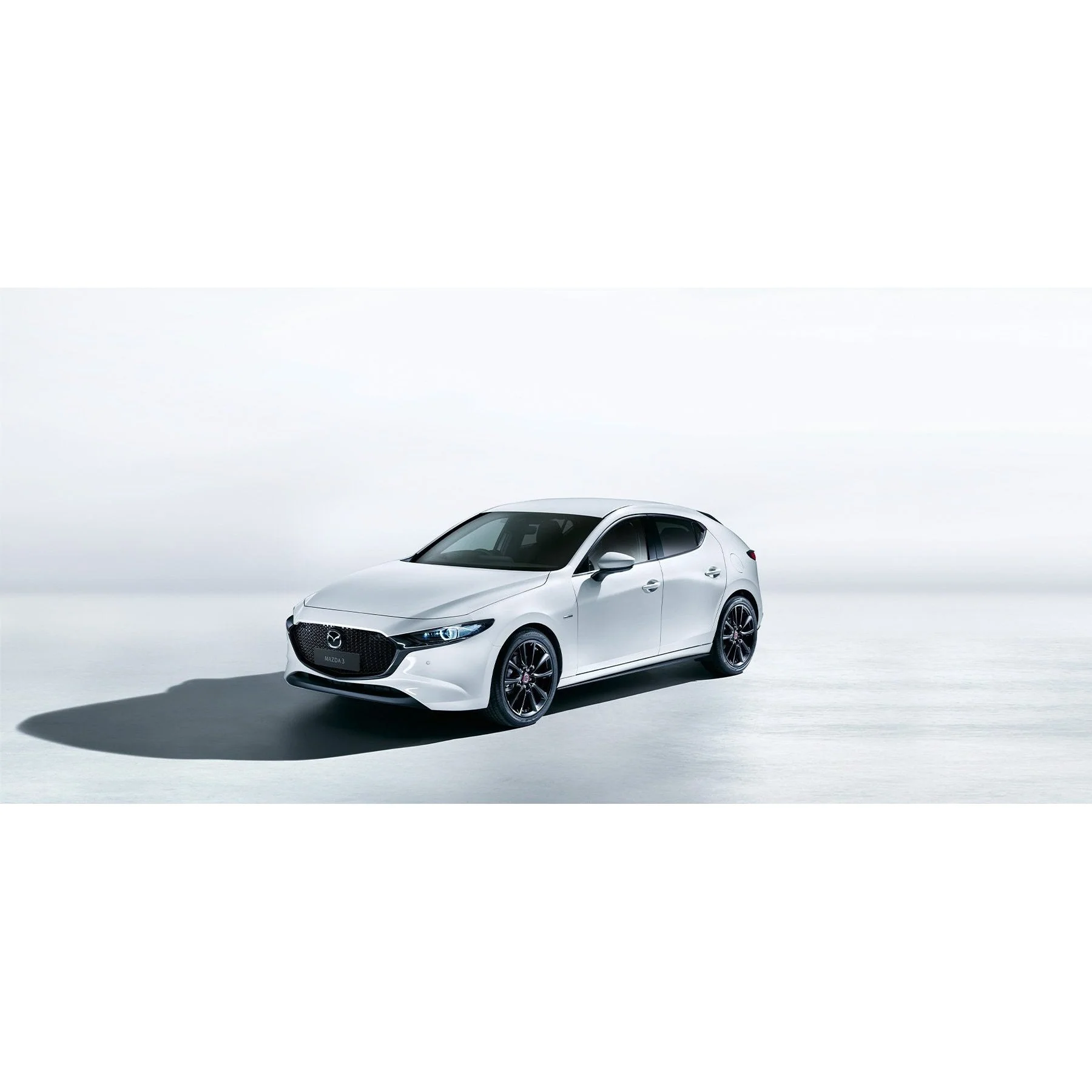 Center Cap, 100th Anniversary Edition in Gloss Black & Red | Mazda - Image 20