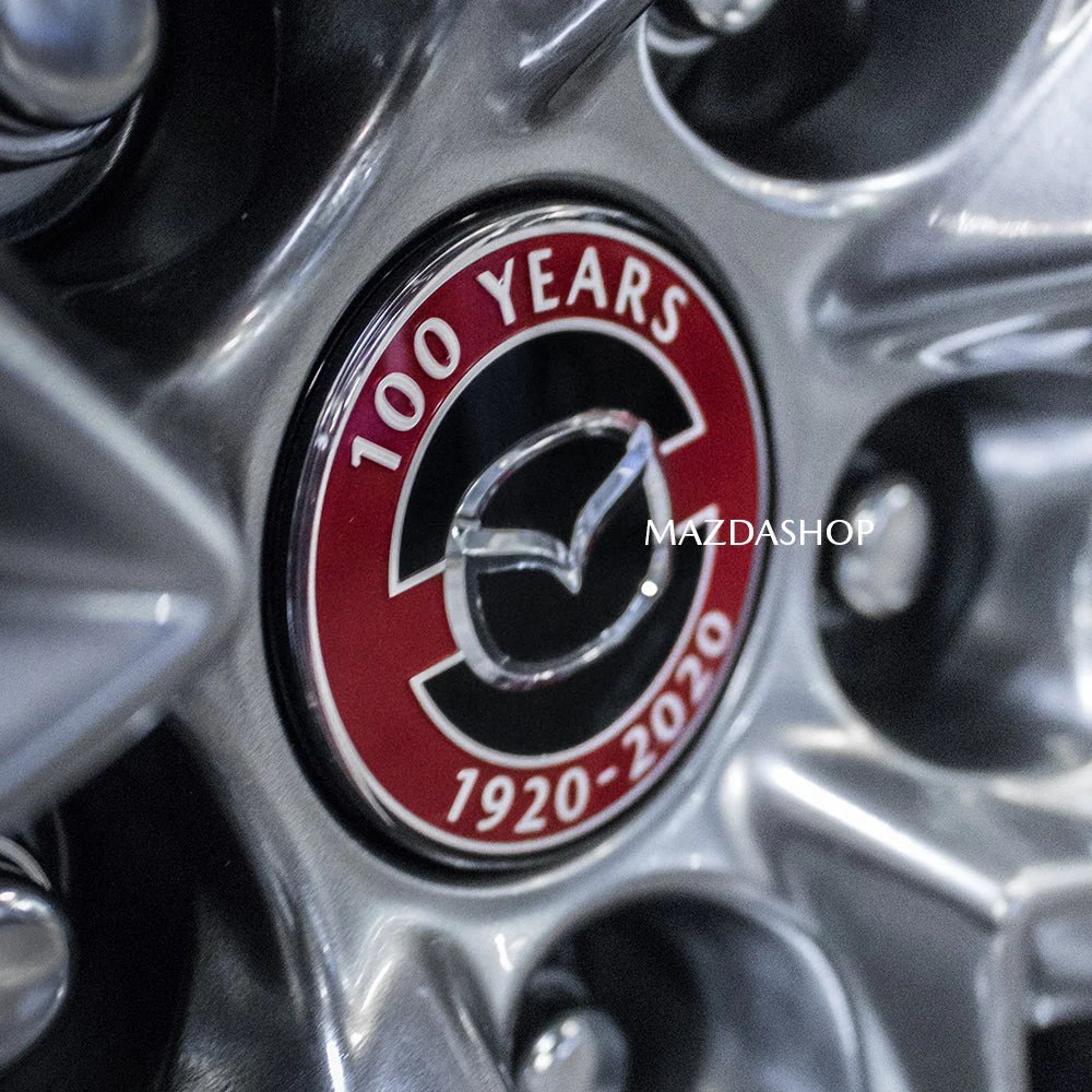Center Cap, 100th Anniversary Edition in Gloss Black & Red | Mazda - Image 5